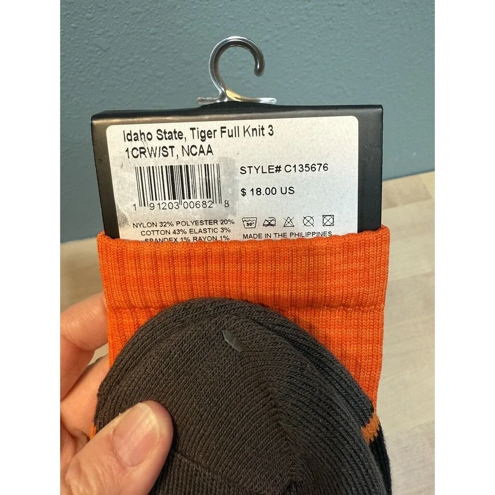 NCAA Idaho State Tiger Full Knit 3 Strideline Socks  One Pair New with Tags